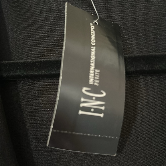 Women’s Maxi Dress NWT - Picture 4 of 4